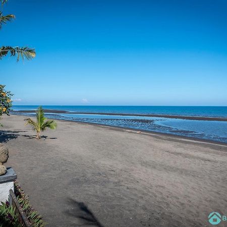 Villa Kamboja - Intimate Luxury Lovina Beach Villa Banjar  Kültér fotó