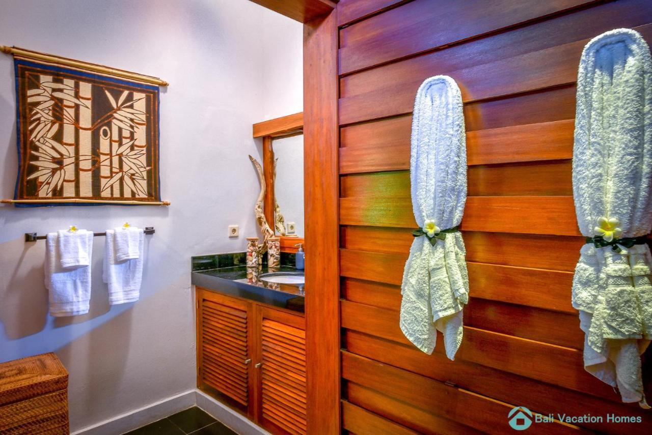 Villa Kamboja - Intimate Luxury Lovina Beach Villa Banjar  Kültér fotó